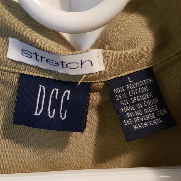 Top - Picture 2 of 2